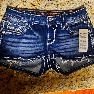 ROCK REVIVAL SHORTS 25